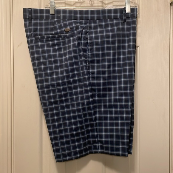 Men’s Casual Shorts - Picture 3 of 4